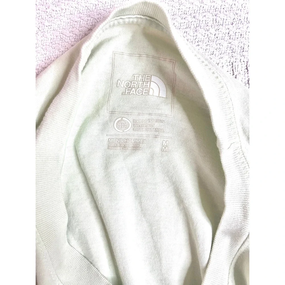 The North Face Mens Graphic Logo T-Shirt Mint Green Short Sleeve Size M